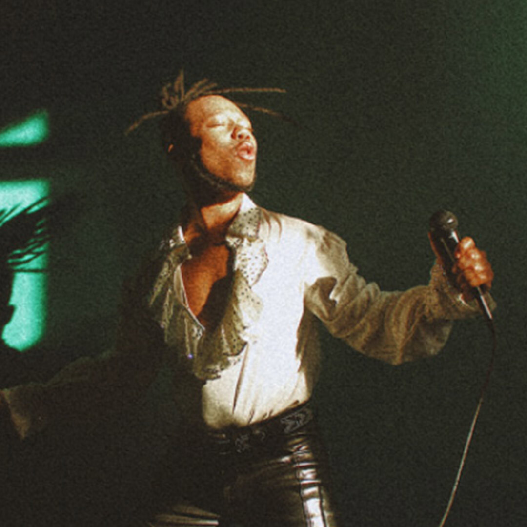 Avionce Hoyles Stars in "Dear Tina"