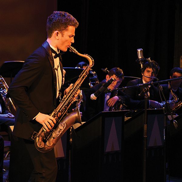 HIGH SCHOOL WIND ENSEMBLE CONCERT