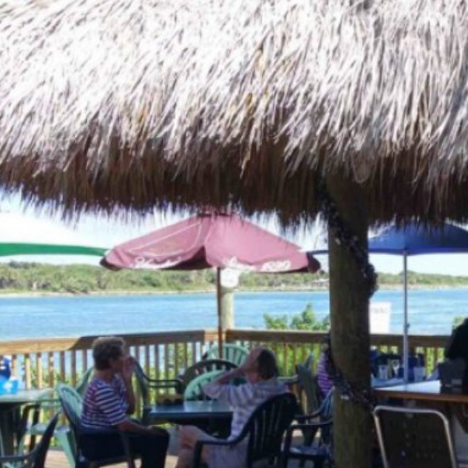 Manatee Island Bar and Grill
